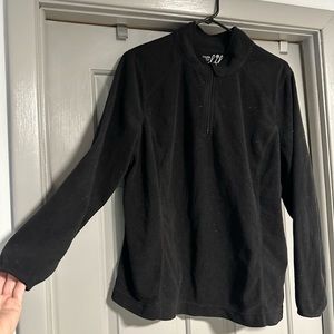 1X Black Top. Minor spot. Could use a lint brush. MUST BE BUNDLED